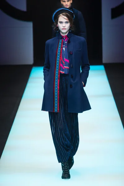 Look 48